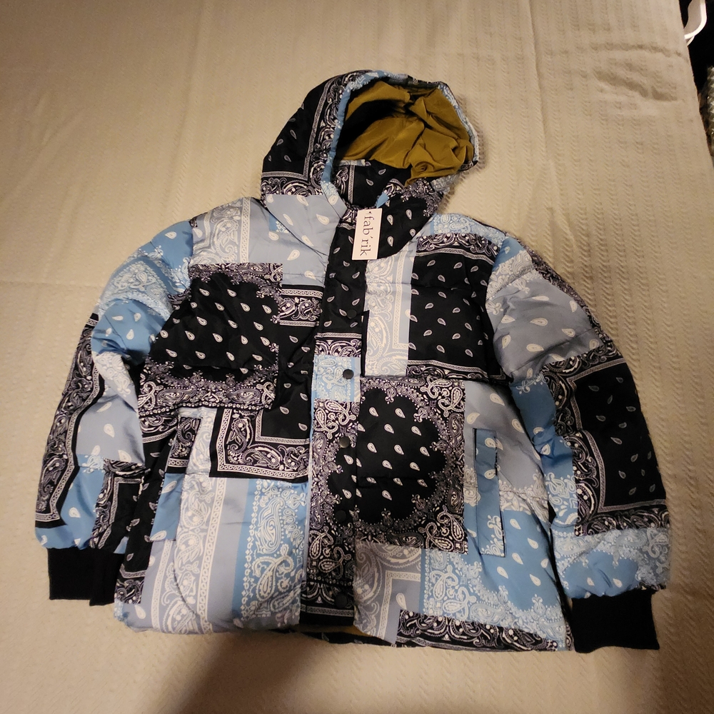 TCEC Blue and Black Patchwork Puffer Jacket